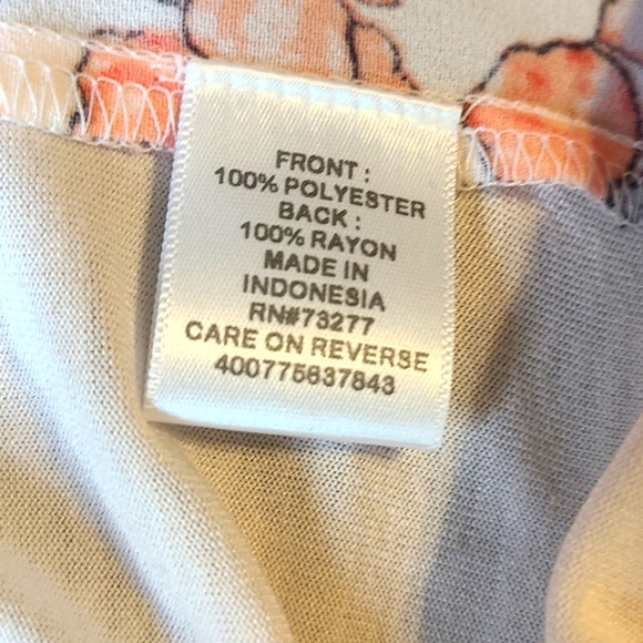 Elle Pleated Blouse - Picture 8 of 11